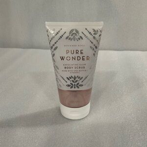 Bath and Body Works Pure Wonder Body Scrub